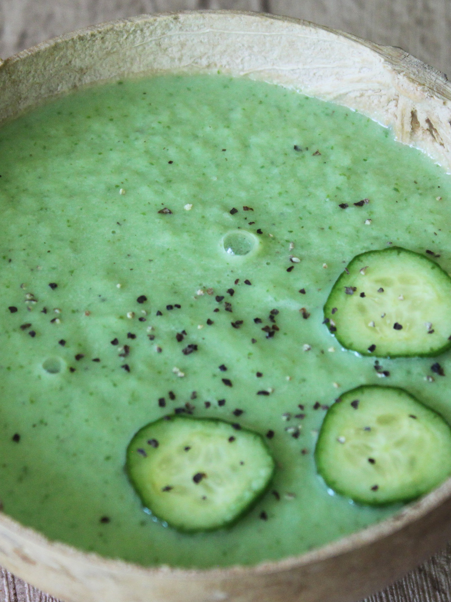 Sopa de Mini Pepino en frío